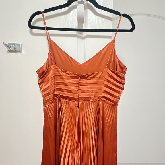 DELFI Collective Aria Satin Sweetheart Gown Brown M - Picture 7 of 11